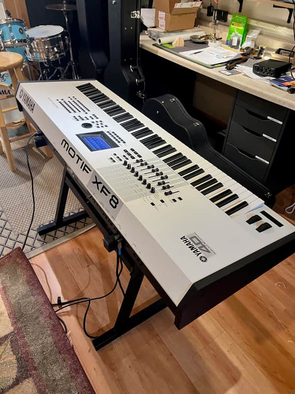 Yamaha Motif XF 8 Production Synthesizer 2010s - White image 1