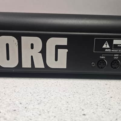 Korg 01/WFD Music Workstation with Blue LCD upgrade, gigbag & Owners Manual image 8
