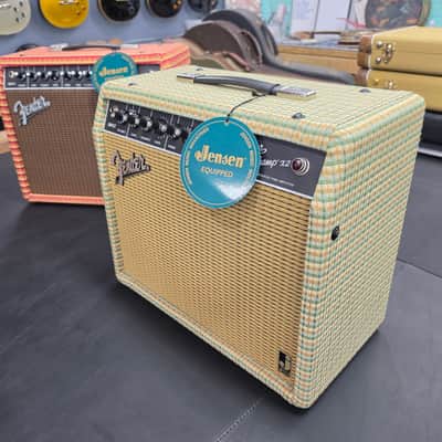 Fender Super Champ X2 2-Channel 15-Watt 1x10" Custom Green image 13
