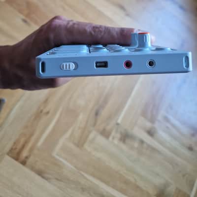 Teenage Engineering OP-1 image 5