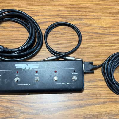 Marshall MF350 Mode Four 350-Watt Hybrid Guitar Amp Head Coupled with an MF280A 4x12 Cabinet image 9