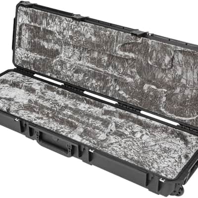 SKB 3i-5014-SRB iSeries Electric Bass Case, Music Man Sting Ray Interior, TSA Latches, w/wheels image 4