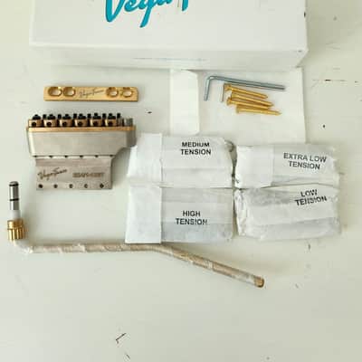 Vega-Trem VT1 Ultra-Trem Standard Stratocaster Guitar Tremolo Bridge For Strat Glossy (GOLD) image 2