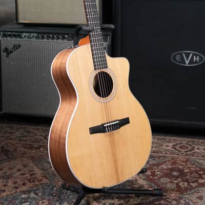 Taylor 214ce-N Nylon Grand Auditorium Acoustic/Electric Guitar with Gig Bag image 14