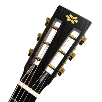 Iris RCM-000 12-Fret Torrefied Sitka Top Acoustic Guitar - Natural image 9