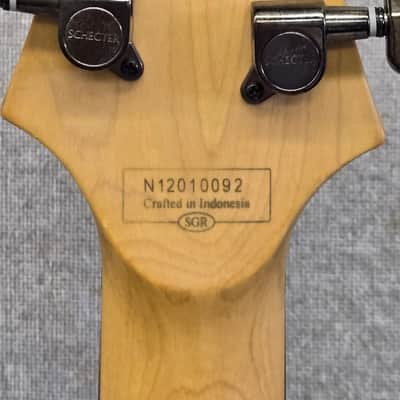 Schecter Diamond Series Omen 6 Walnut Satin Electric Guitar 2012 Ready To Play image 4
