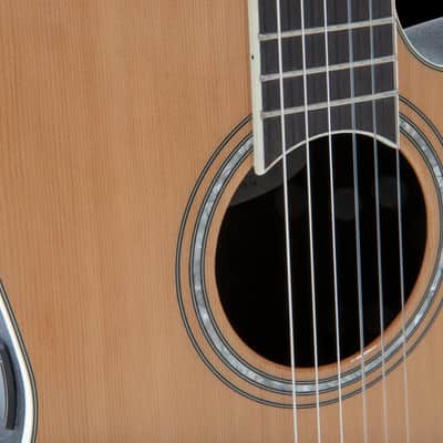 Ovation CS24C Celebrity Series Traditional Nylon-String Classical Mid-Depth Acoustic-Electric Guitar Natural image 10