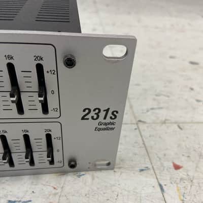 dbx 231s Dual Channel 31-Band EQ 2010s - Silver image 3