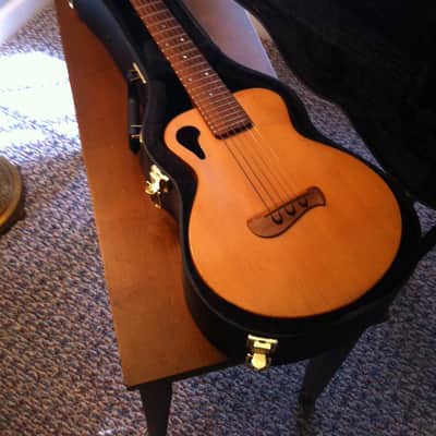 1997 Tacoma Papoose P-1 w/hard case and end pin jack image 3