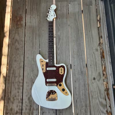 Squier Classic Vibe '60s Jaguar 2022 - Olympic White with Matching Headstock electric guitar Limited edition image 1
