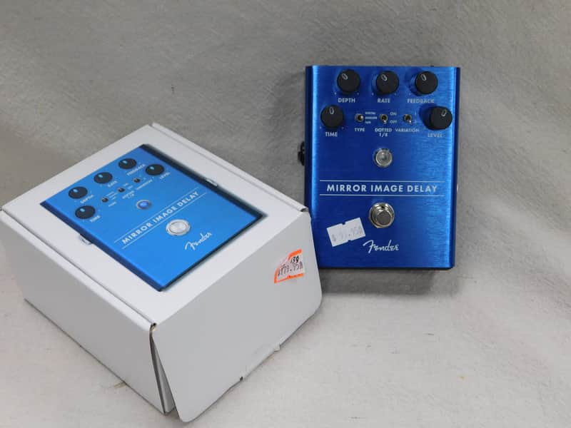 Fender Mirror Image Delay