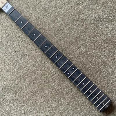 21 Frets Rosewood Fretboard 4 String Bass Maple Neck image 2