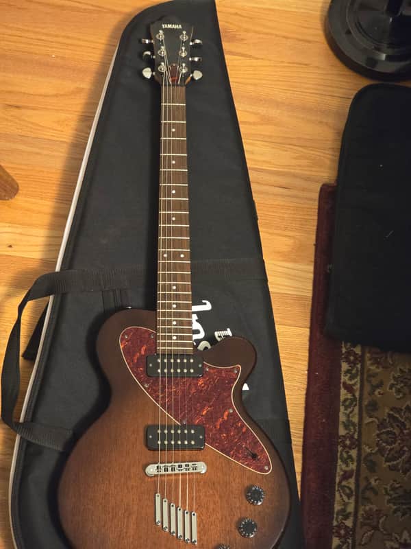 Yamaha AES800 2000s - Brown burst image 1