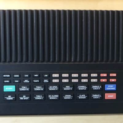 Yamaha RX17. Caja de ritmos digital. Con alimentador. 100% funcionando image 2