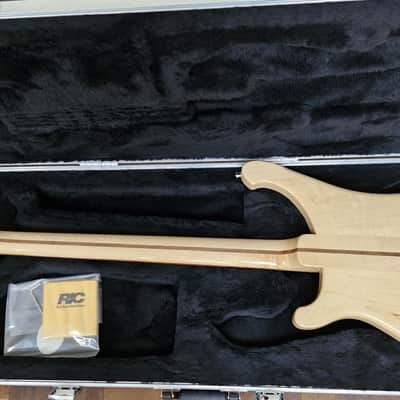 Rickenbacker 2025 - 4003S Bass inc Rickenbacker case. image 7