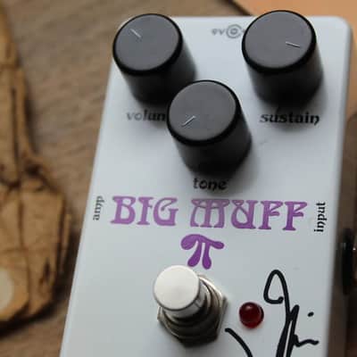 Electro-Harmonix J Mascis Signature Ram’s Head Big Muff Pi image 2