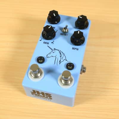 JHS Unicorn V2 Uni-Vibe/Vibrato Guitar Pedal image 3