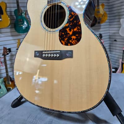 Larrivee OM-10 Indian Rosewood Acoustic Guitar - Natural w/OHSC & PLEK*D #010 image 2
