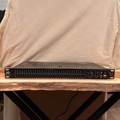 Peavey EQ-31 Vintage 1980's Rackmount 1/3 Octave Graphic Equalizer - Black image 1