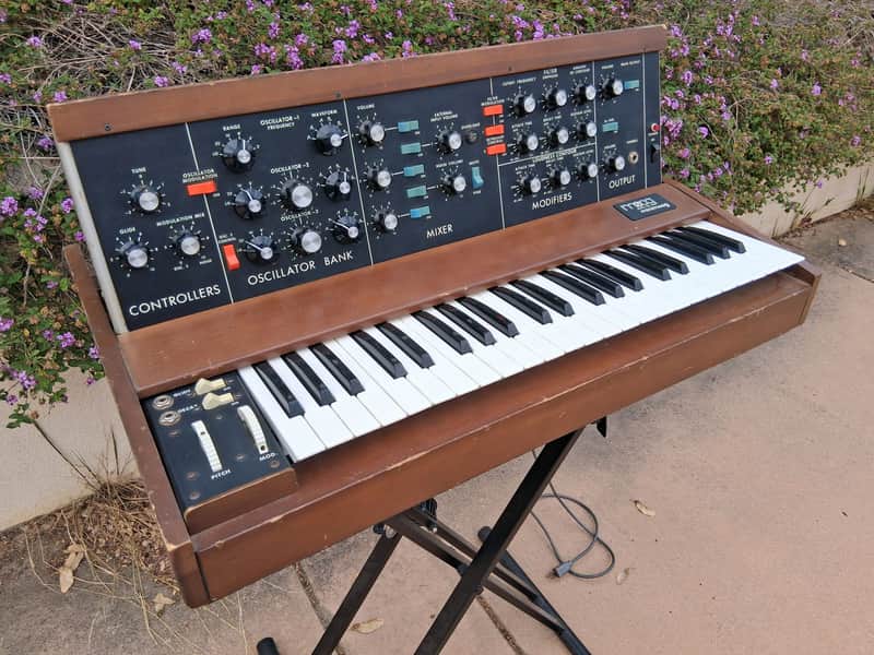 Vintage 1979 Minimoog Model D Synthesizer - Serviced | Reverb