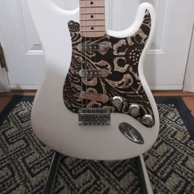 ~Cashified~ Squier by Fender Stratocaster, Optional Bridge Humbucker image 11