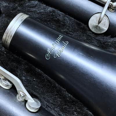 Antigua Winds Student Model Bb Clarinet Outfit image 3
