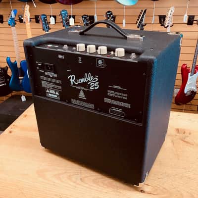 Fender Rumble 25 Bass Combo Amp image 4