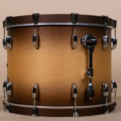 Pearl Masters Maple Complete 16x22 Satin Natural Burst Bass Drum image 3