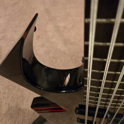 B.C. Rich Widow WMD 5-String 2008 - Black image 5