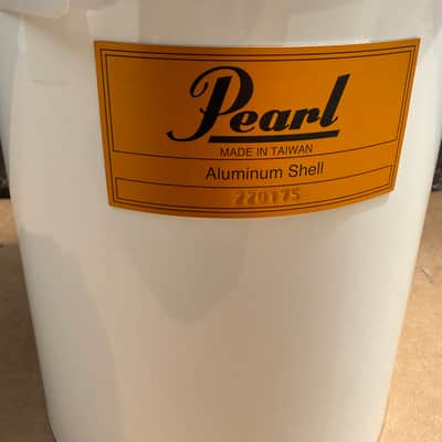 Pearl AL-0612 Rocket Tom 6"x12" — #109 Arctic White (Brand New Condition) image 2