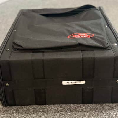 SKB SC193U 3U Rack Mount Soft Case for PA Rack Gear With Built in Rails Black image 3