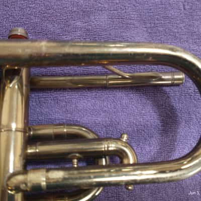 Frank Holton Collegiate cornet with rare Holton 70A mouthpiece image 15