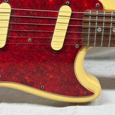 Fender Mustang Guitar with Case - MIJ Made In Japan 1993 - 1994 image 6