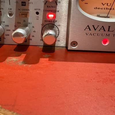 Avalon VT-747SP Stereo Compressor & EQ image 5