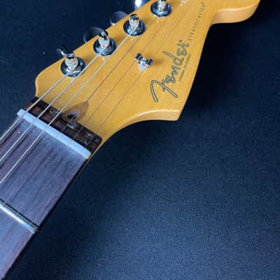 Fender American Professional Classic Stratocaster - HSS, Faded Sherwood Green Metallic image 8