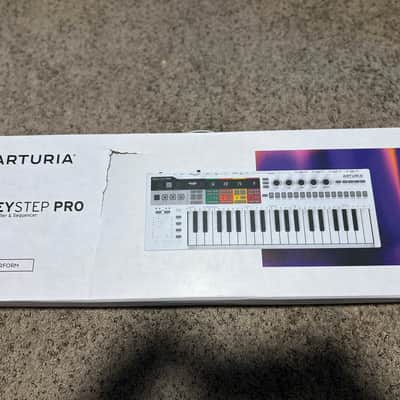 Arturia KeyStep Pro 37-Key MIDI Controller 2020 - Present White image 12