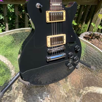 Gibson Les Paul Studio in Black with Seymour Duncan Pickups image 5