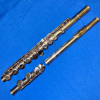 Pearl PF-665E-1R Flute w/ Case & Accessories image 4