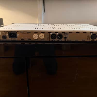 API 2500 Stereo Bus Compressor 2020 - Present - Black image 10