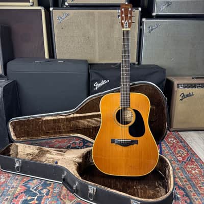 *Video* Yamaki Custom Folk No 125 Dreadnought w/Vintage Hard Shell Case. - 1970's image 2