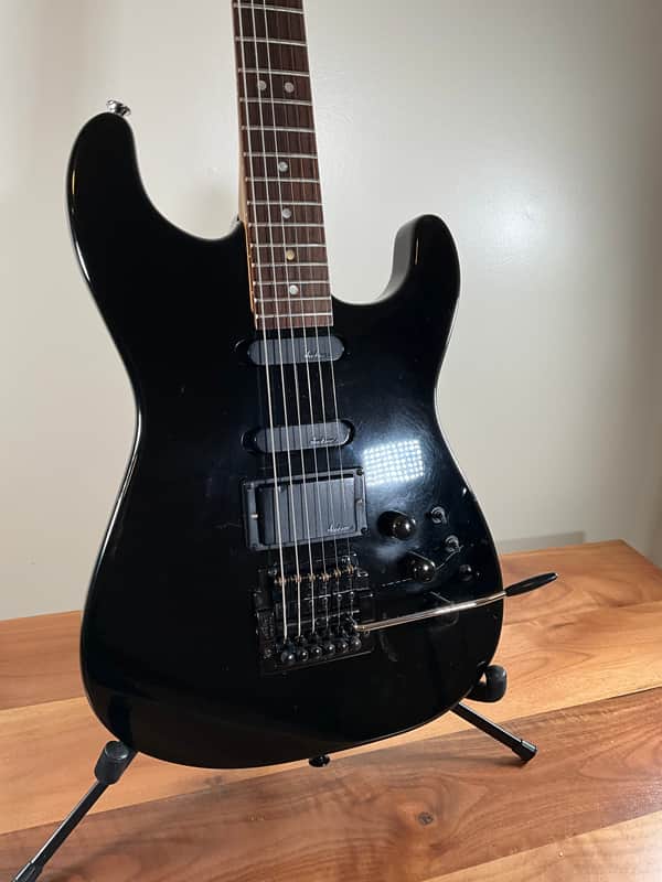 Charvel Model 4 HSS with Rosewood Fretboard 1986 - 1989 - Black image 1