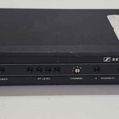 Sennheiser Freeport Wireless Mic System w/ Guitar Mic 2010's - Black image 2