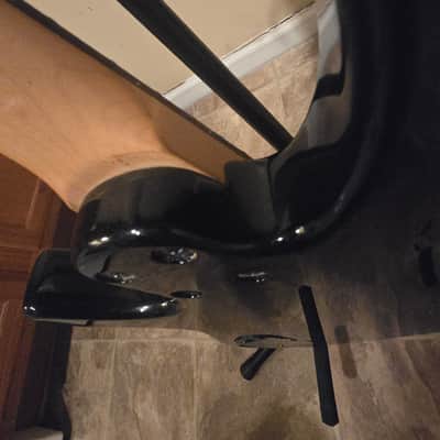 Squier MB-4 Skull Electric Bass Guitar image 22