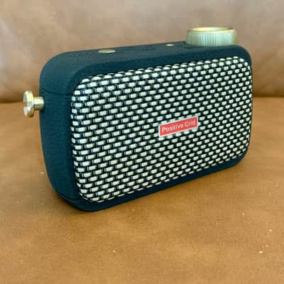 Positive Grid Spark GO Wireless Digital Modeling Guitar Practice Amp - Black image 2