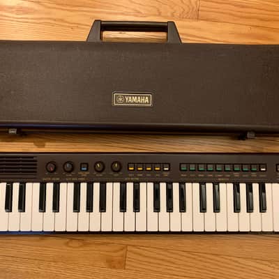 Yamaha PS-3 Portasound Keyboard Synthesizer image 1