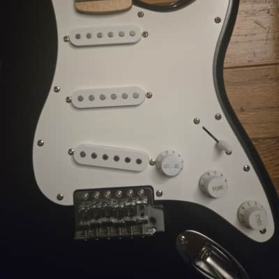 Squier 2010~ - Black image 2