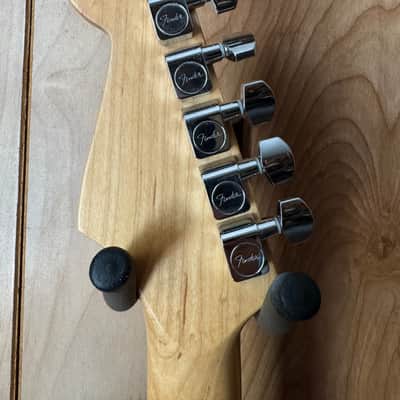 Fender Standard Fat Stratocaster 2004 - Arctic White image 6