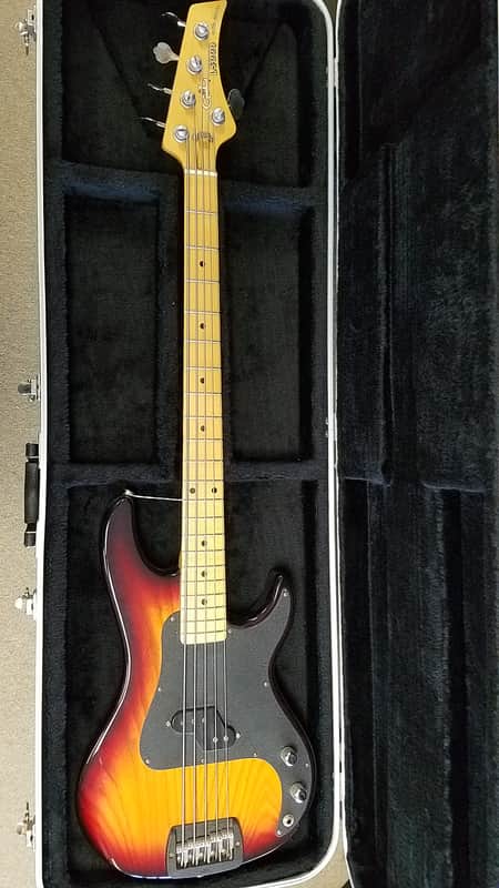 G&L L5000 Bass image 1