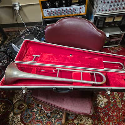 Frank Holton Revelation Trombone 1920s image 18