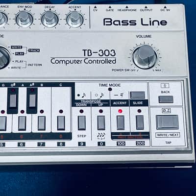 Roland TB-303 Vintage Analog Bass Synthesizer • Serviced • Excellent • Working Perfectly image 4